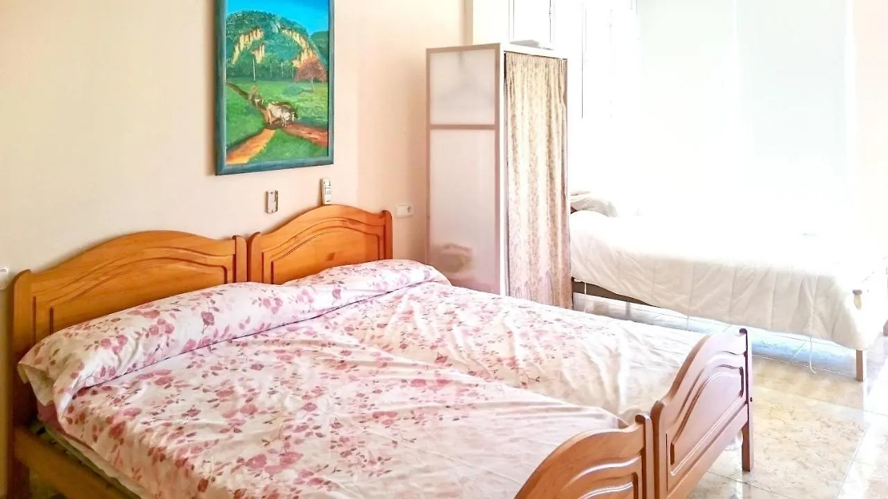 아파트 Classic 3-Bedroom Chalet On Sunny Mallorca With A Pool Access, Terrace, Wifi ... 루크마호르